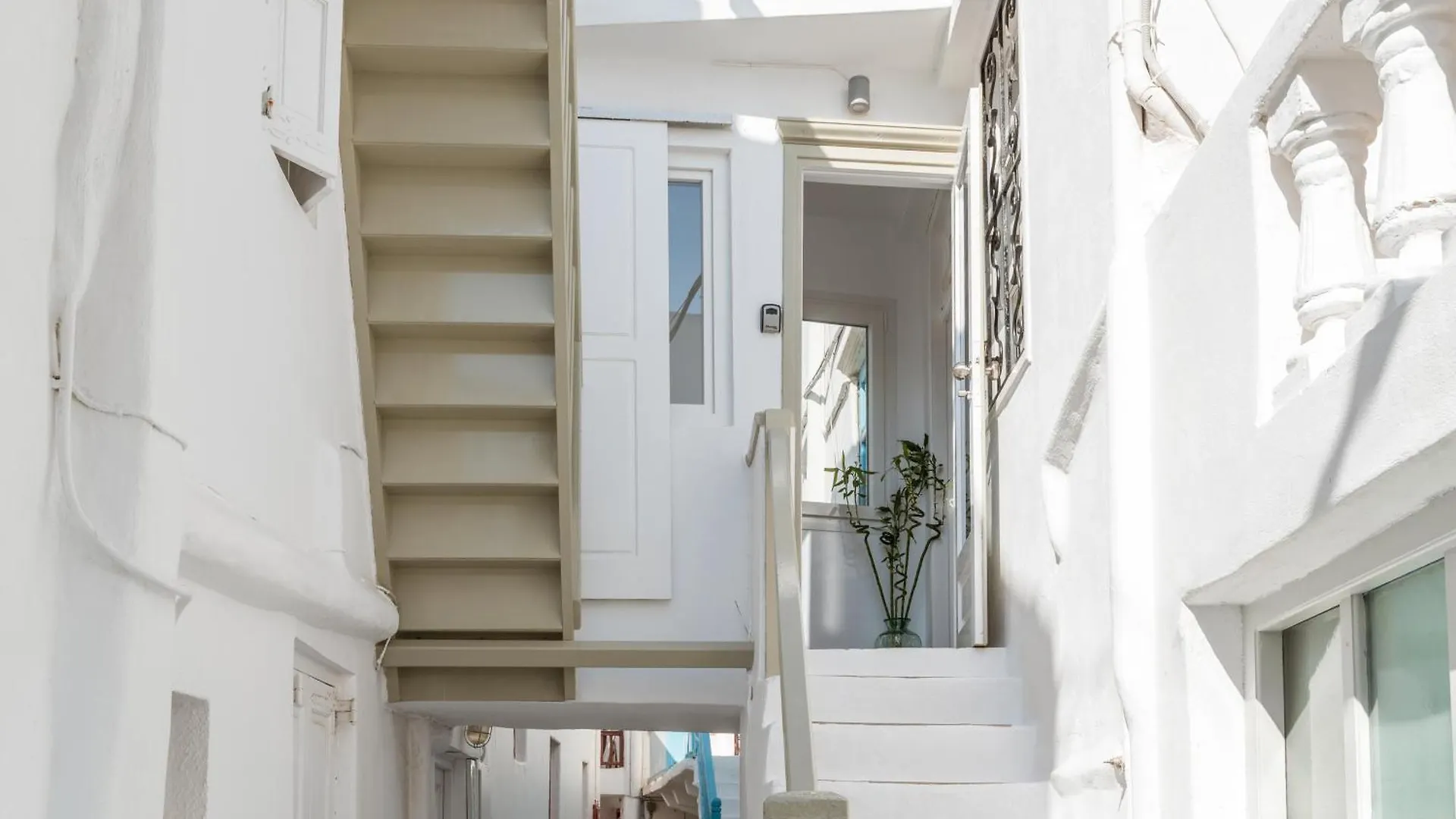 Guest house Anchor Yalos - Twin Bed Room 1 Mykonos Town Greece